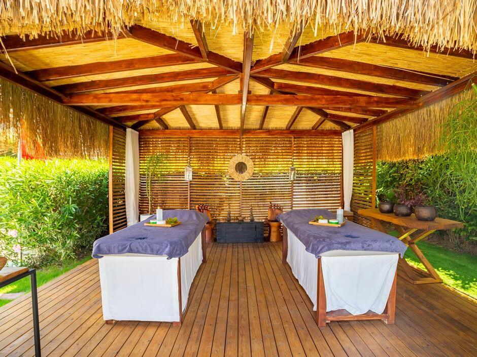 Фото отеля MIVARA LUXURY RESORT & SPA, 2