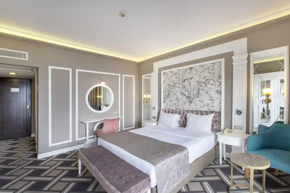 Фото отеля UTOPIA RESORT & RESIDENCE (EX. ALARA PARK HOTEL), 2