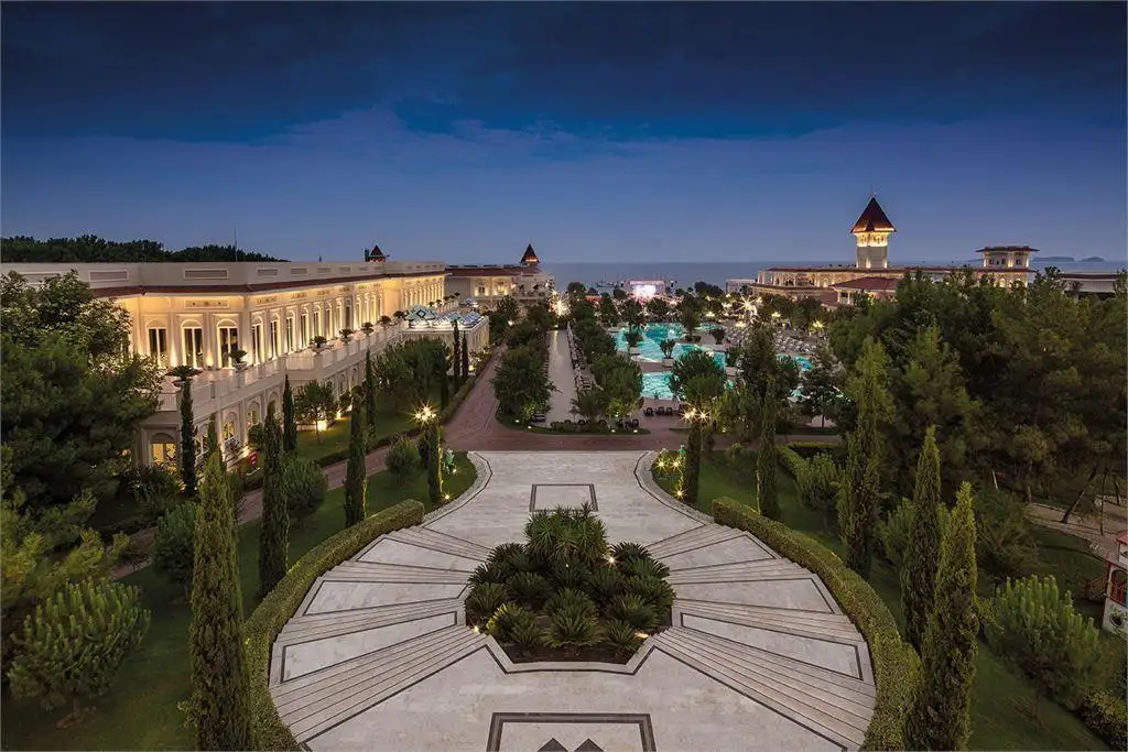 Фото отеля GURAL PREMIER TEKIROVA, 2