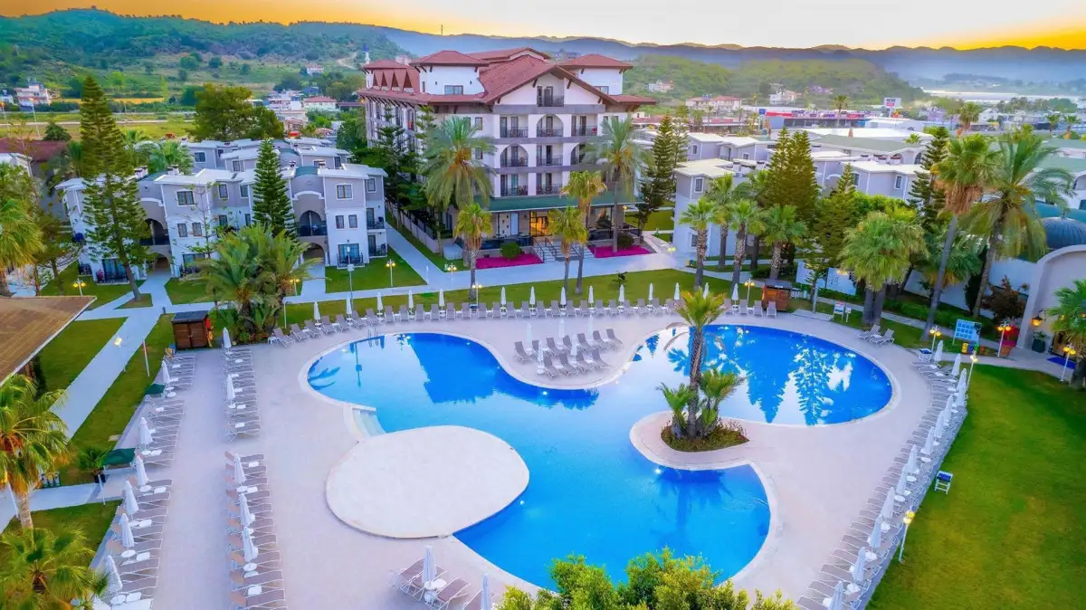 Фото отеля SELECTUM COLOURS RESORT SIDE (EX. EUPHORIA BARBAROSS BEACH RESORT)