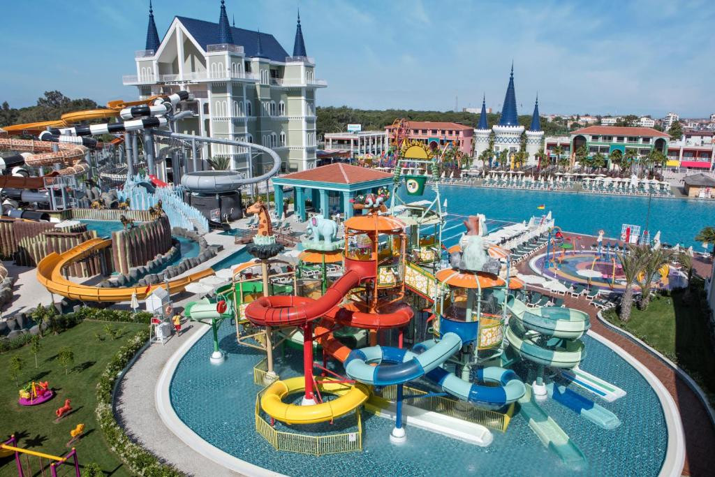 Фото отеля GRANADA LUXURY BELEK, 1