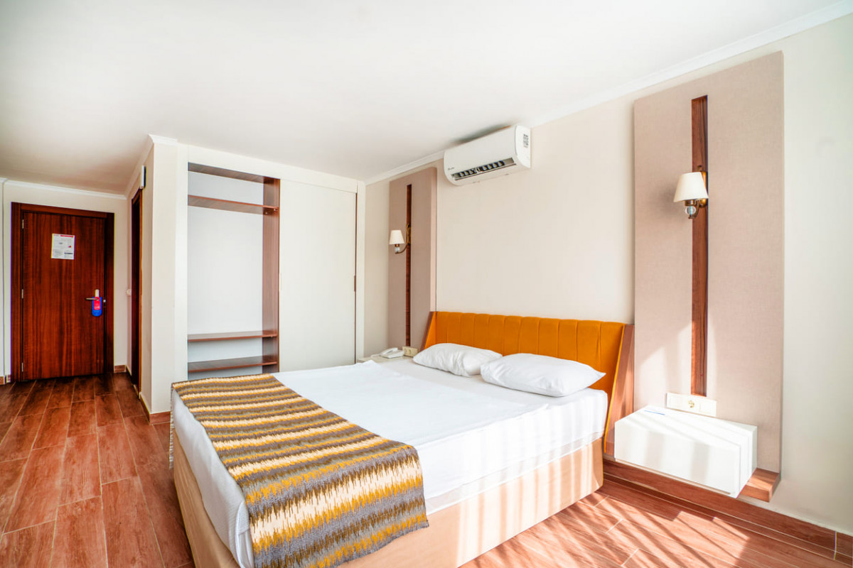Фото отеля PRESTIGE ALANYA (EX.EUPHORIA COMFORT BEACH ALANYA), 1
