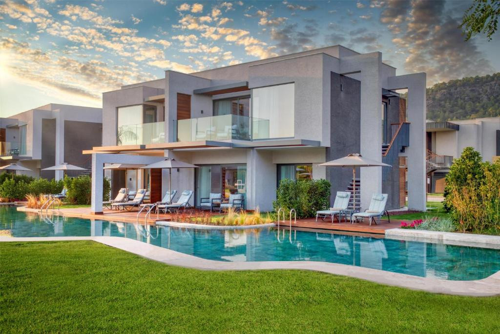 Фото отеля HILTON DALAMAN SARIGERME RESORT & SPA