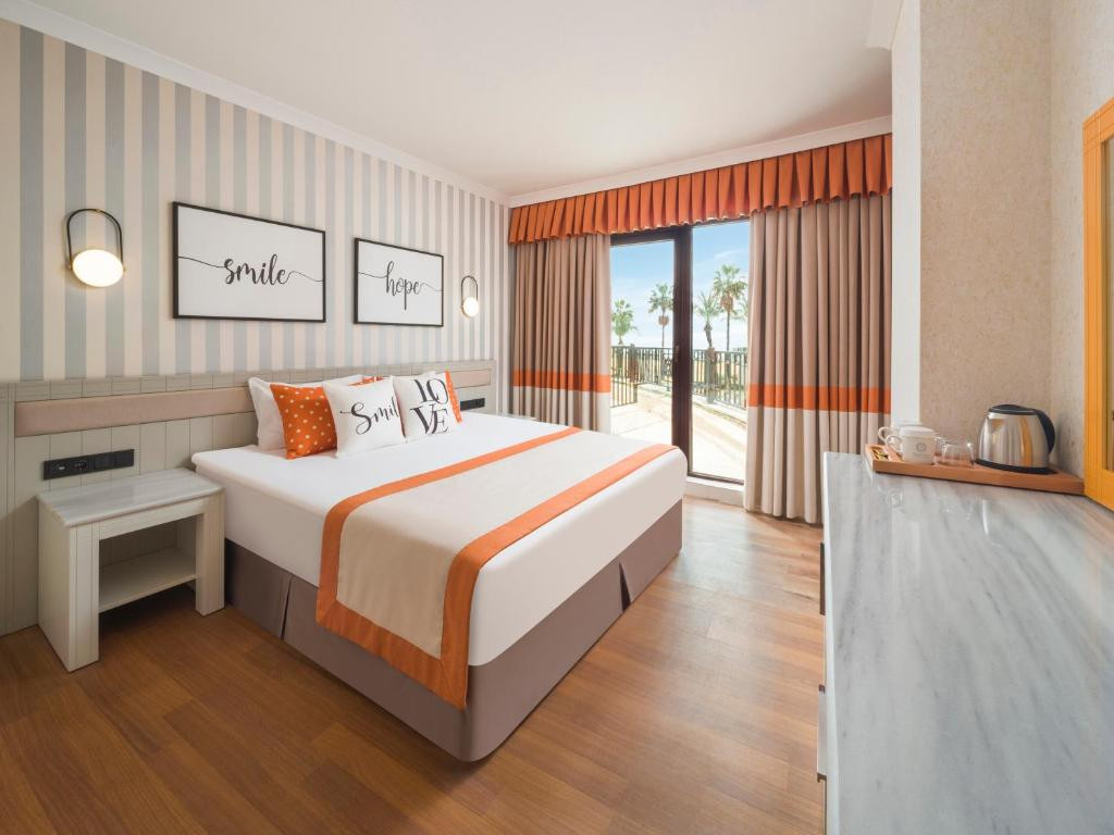 Фото отеля SELECTUM FAMILY COMFORT SIDE (EX. LYRA RESORT HOTEL), 2