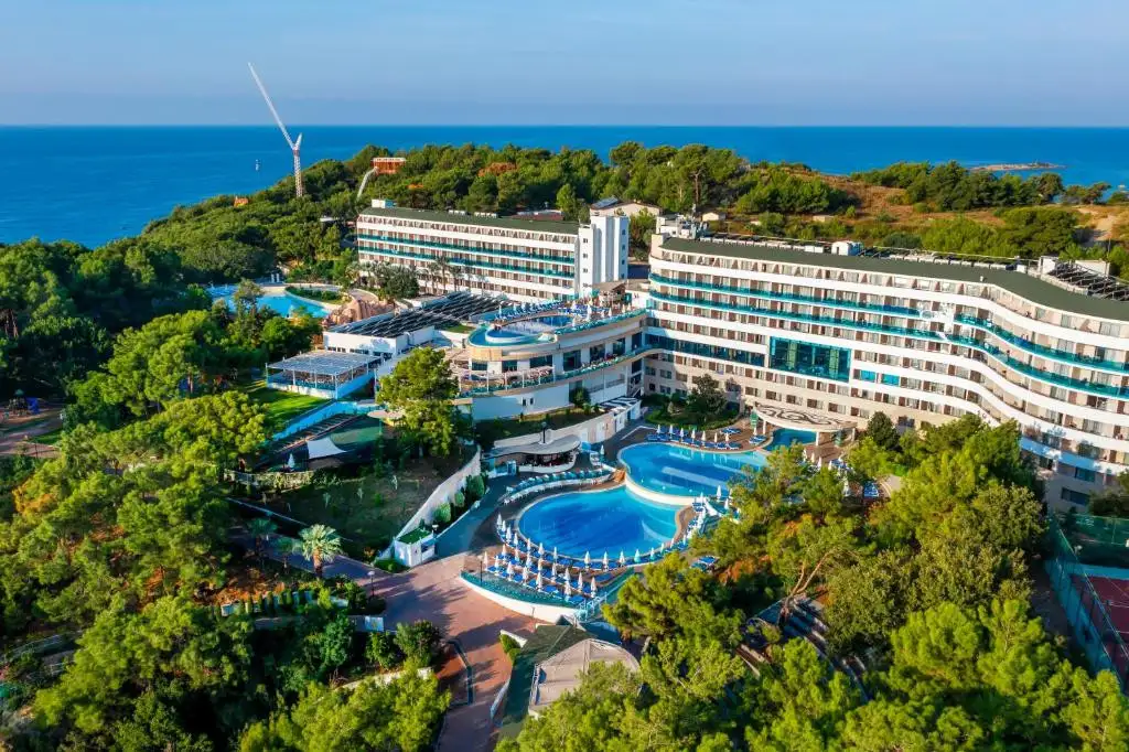 Фото отеля A GOOD LIFE UTOPIA FAMILY RESORT