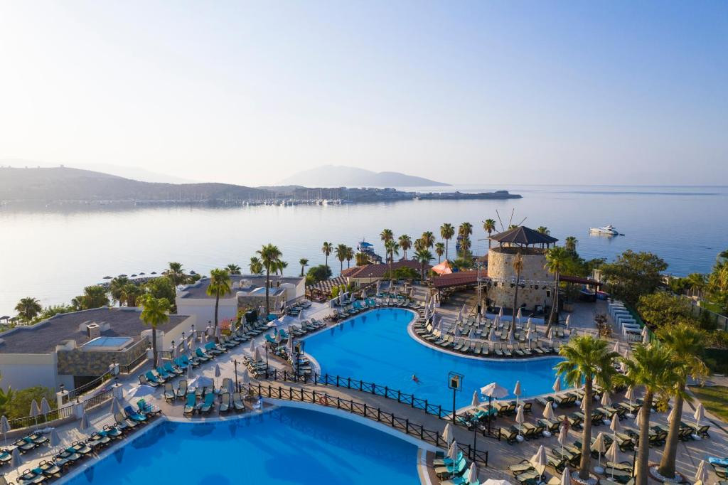 Фото отеля SELECTUM COLOURS BODRUM (EX. ASTERIA BODRUM RESORT)