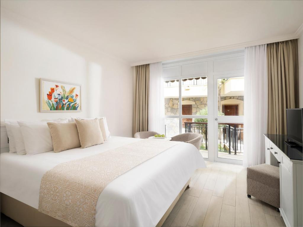 Фото отеля SELECTUM COLOURS BODRUM (EX. ASTERIA BODRUM RESORT), 2
