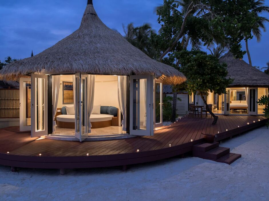 Фото отеля BANYAN TREE MALDIVES VABBINFARU, 2