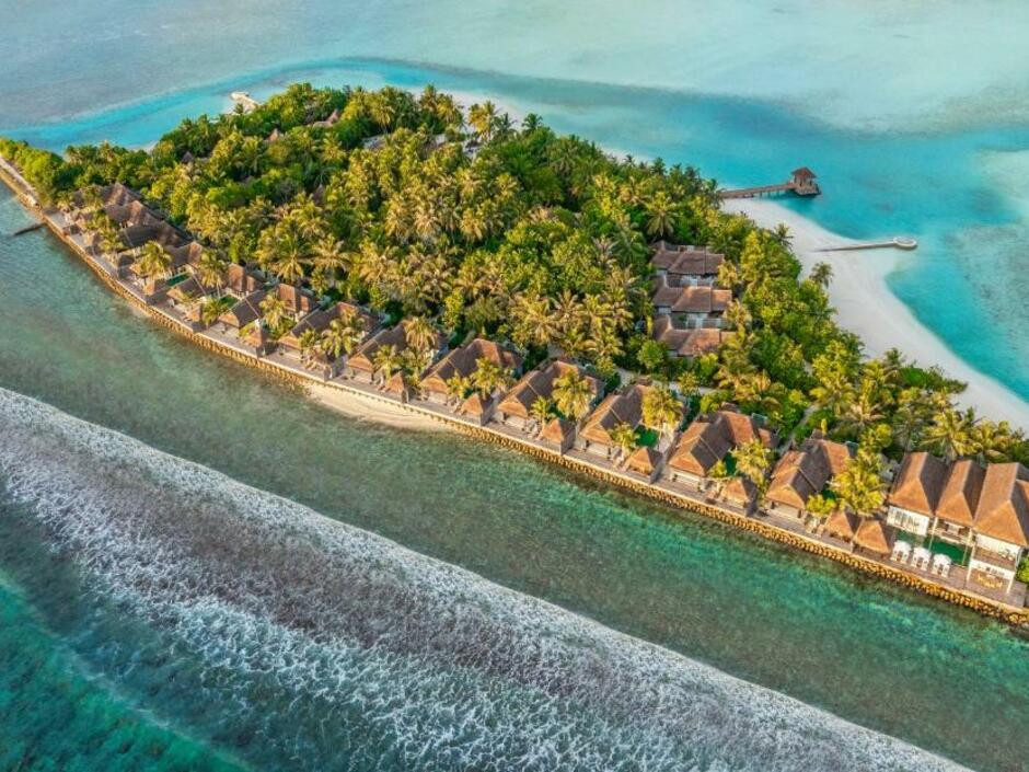 Фото отеля NALADHU MALDIVES, 1