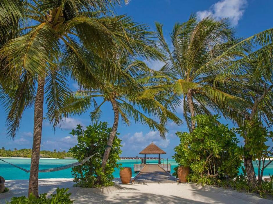 Фото отеля NALADHU MALDIVES, 2
