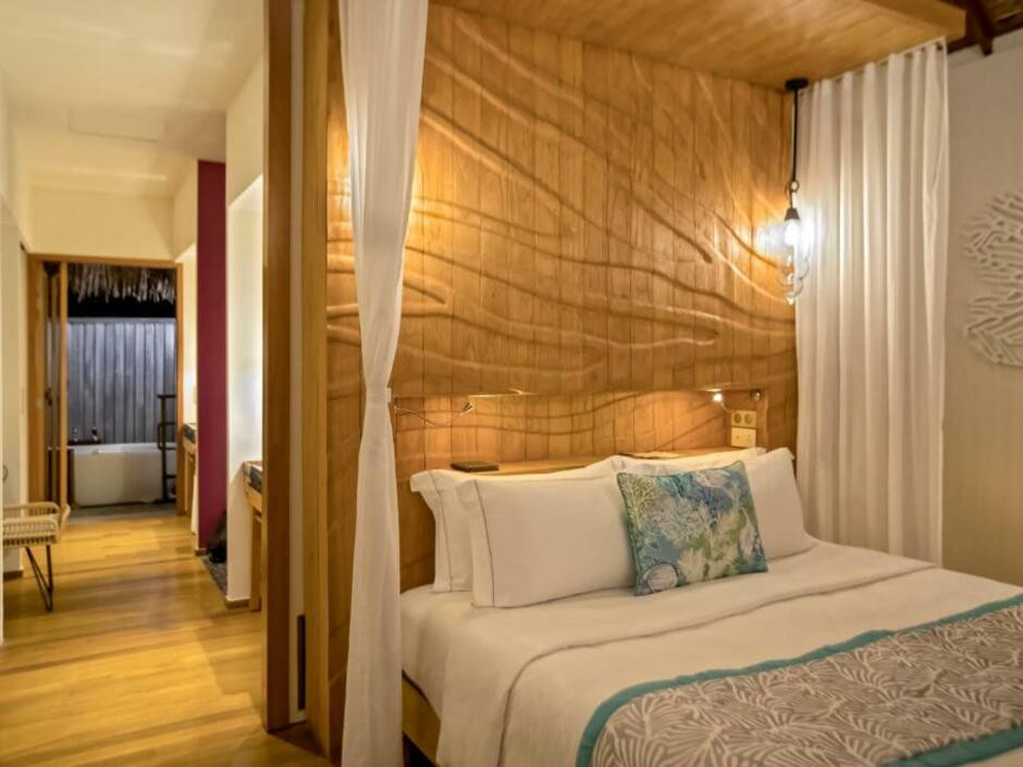 Фото отеля CONSTANCE MOOFUSHI RESORT, 3