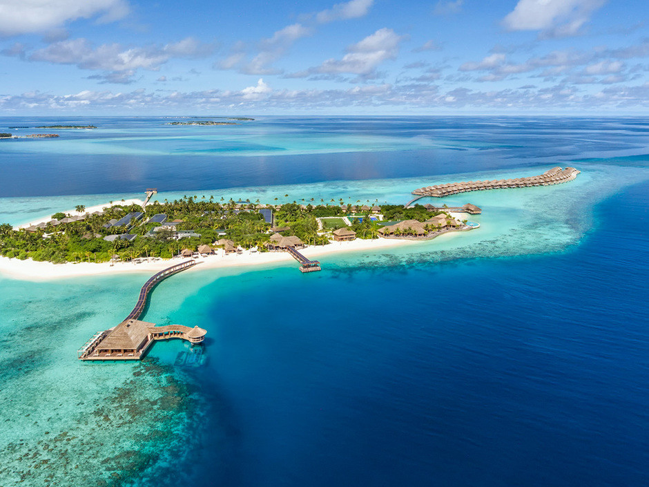 Фото отеля HURAWALHI ISLAND RESORT, 1