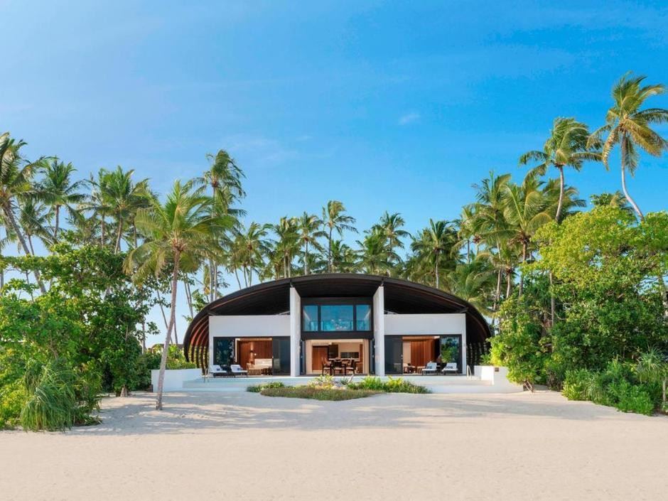 Фото отеля THE WESTIN MALDIVES MIRIANDHOO RESORT