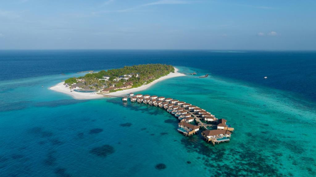Фото отеля AVANI+ FARES MALDIVES RESORT, 1