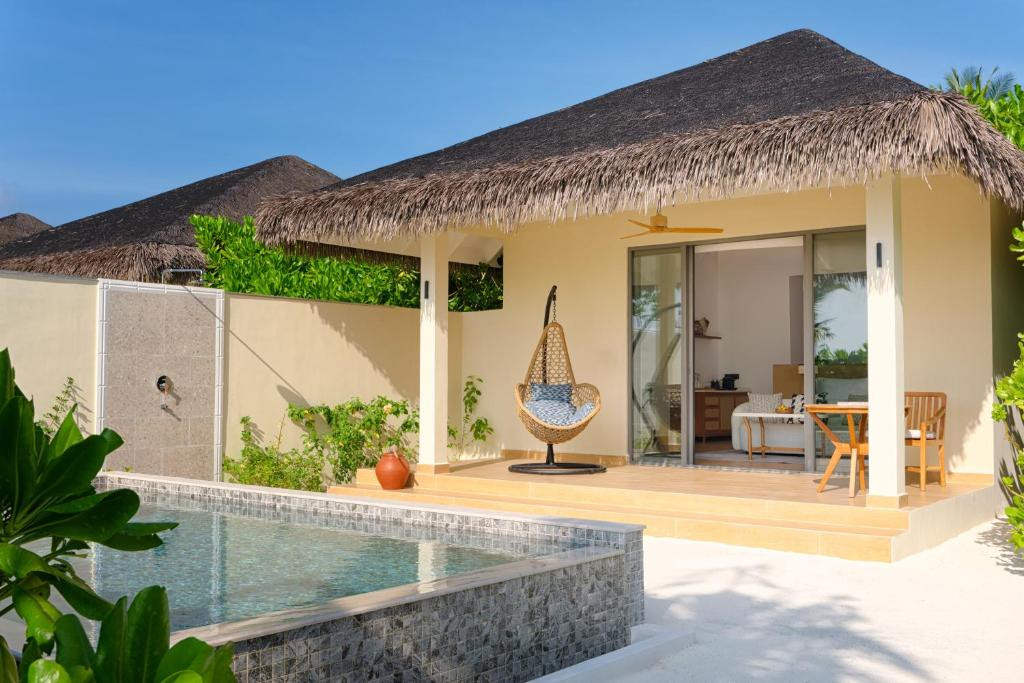 Фото отеля DUSITD2 FEYDHOO MALDIVES, 4
