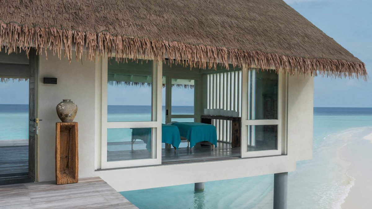 Фото отеля FOUR SEASONS PRIVATE ISLAND AT VOAVAH, 3