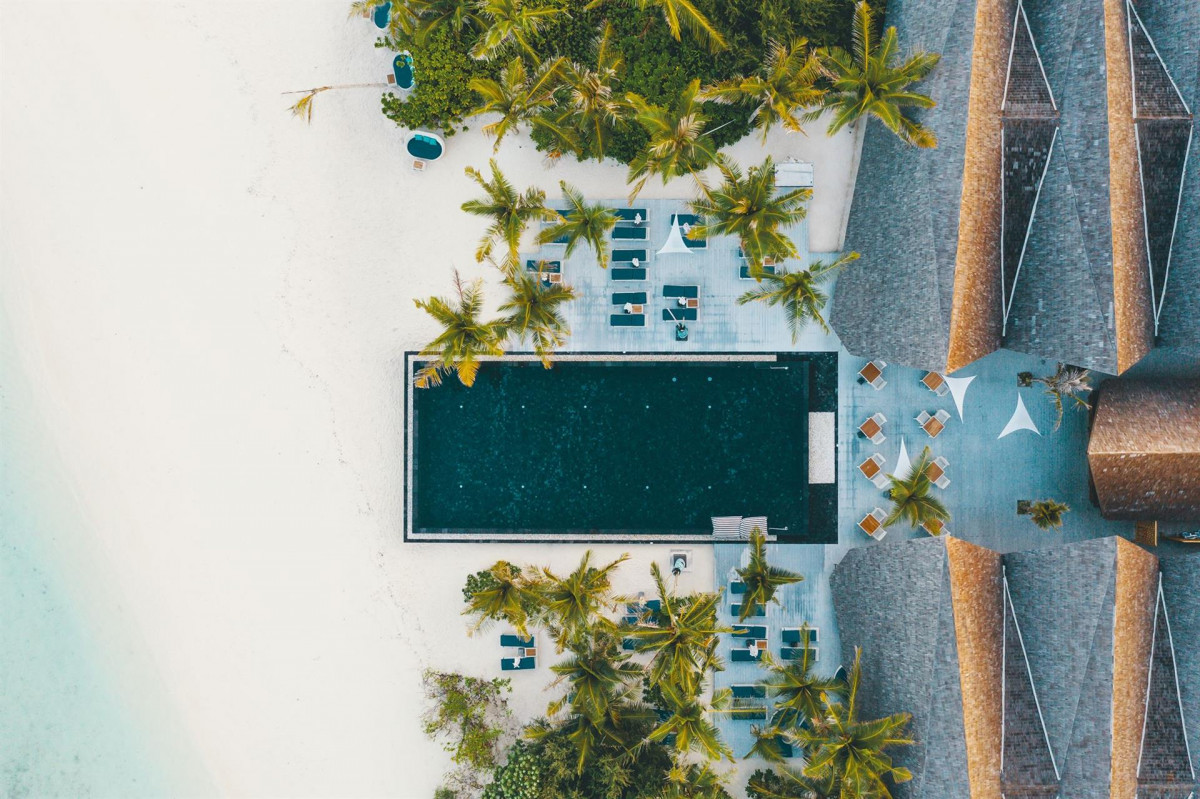 Фото отеля KUREDHIVARU RESORT & SPA (EX.MOVENPICK RESORT KUREDHIVARU MALDIVES), 6