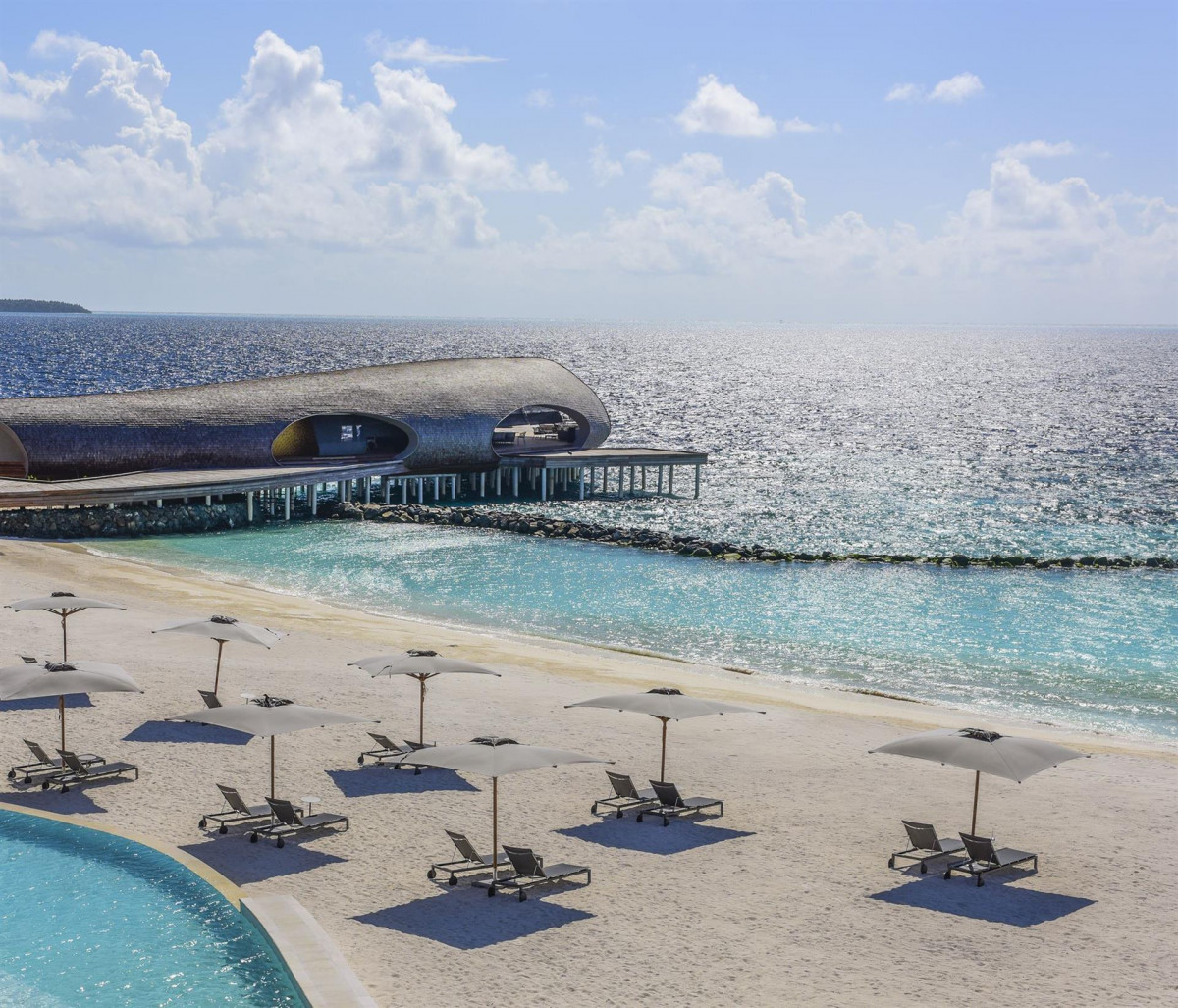 Фото отеля THE ST. REGIS MALDIVES VOMMULI RESORT, 5
